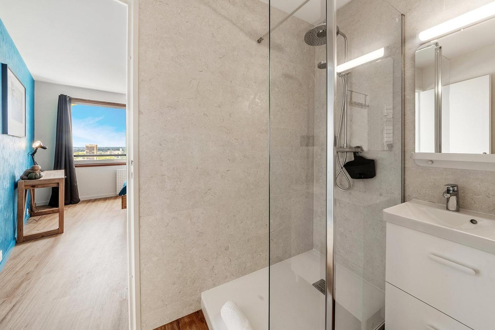 Bellevue, Appartement T2, Terrasse & Parking Рен Екстериор снимка