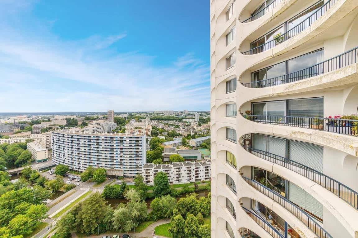 Bellevue, Appartement T2, Terrasse & Parking Рен Екстериор снимка